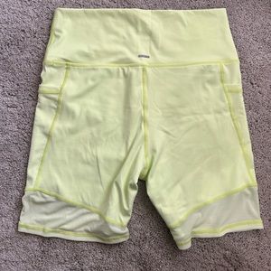 Aerie Move Mesh High Waisted Bike Short size XL in Citron